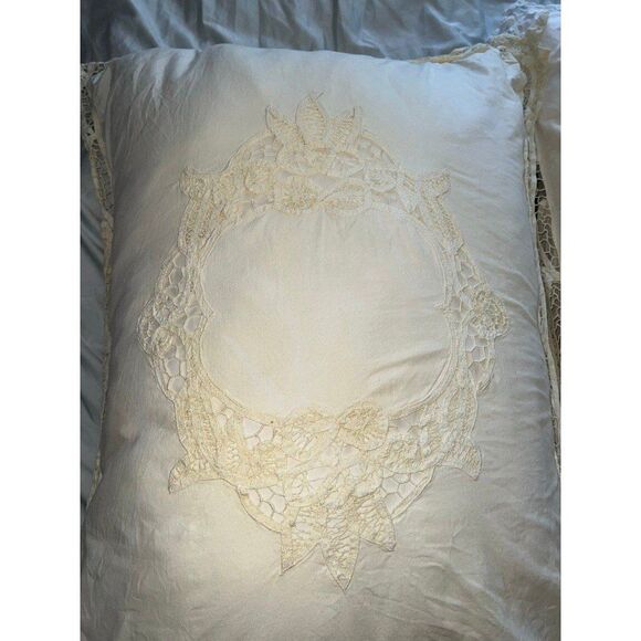 Vintage crochet boho cottage accent pillow pillowcase lot, farmhouse bedding - Picture 6 of 12